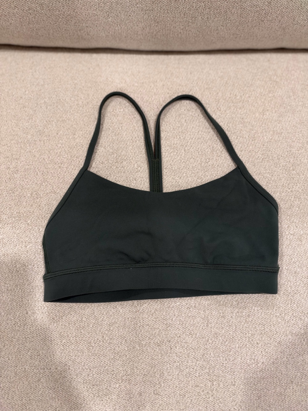lululemon green flow Y Sports Bra size 4